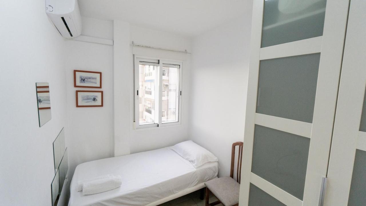Rentalsevilla Apartamento Junto Al Estadio Del Betis Appartement